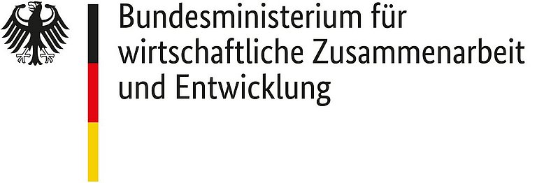 Mit den Logos von Engagement Global und des Bundesministeriums für wirtschaftliche Zusammenarbeit und Entwicklung wird die Förderung und Mittelbereitstellung für dieses Projekt aufgezeigt.