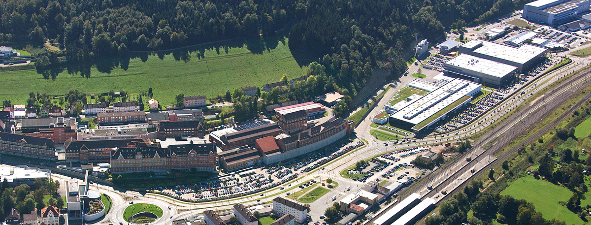 Luftbild des Betriebsgeländes von Aesculap am Stammsitz in Tuttlingen.