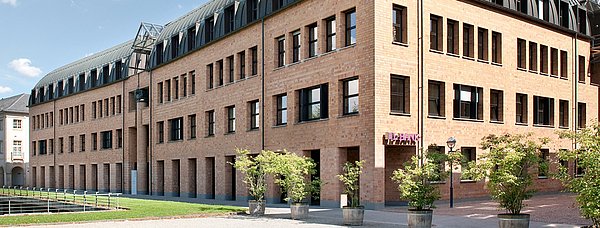 Gebäude der L-Bank am Schlossplatz 10 in Karlsruhe.