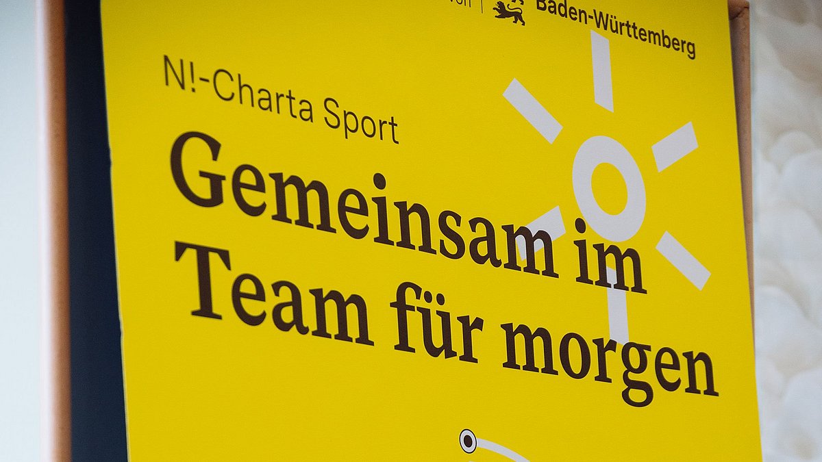 Roll-up der N!-Charta Sport „Gemeinsam im Team für Morgen"
