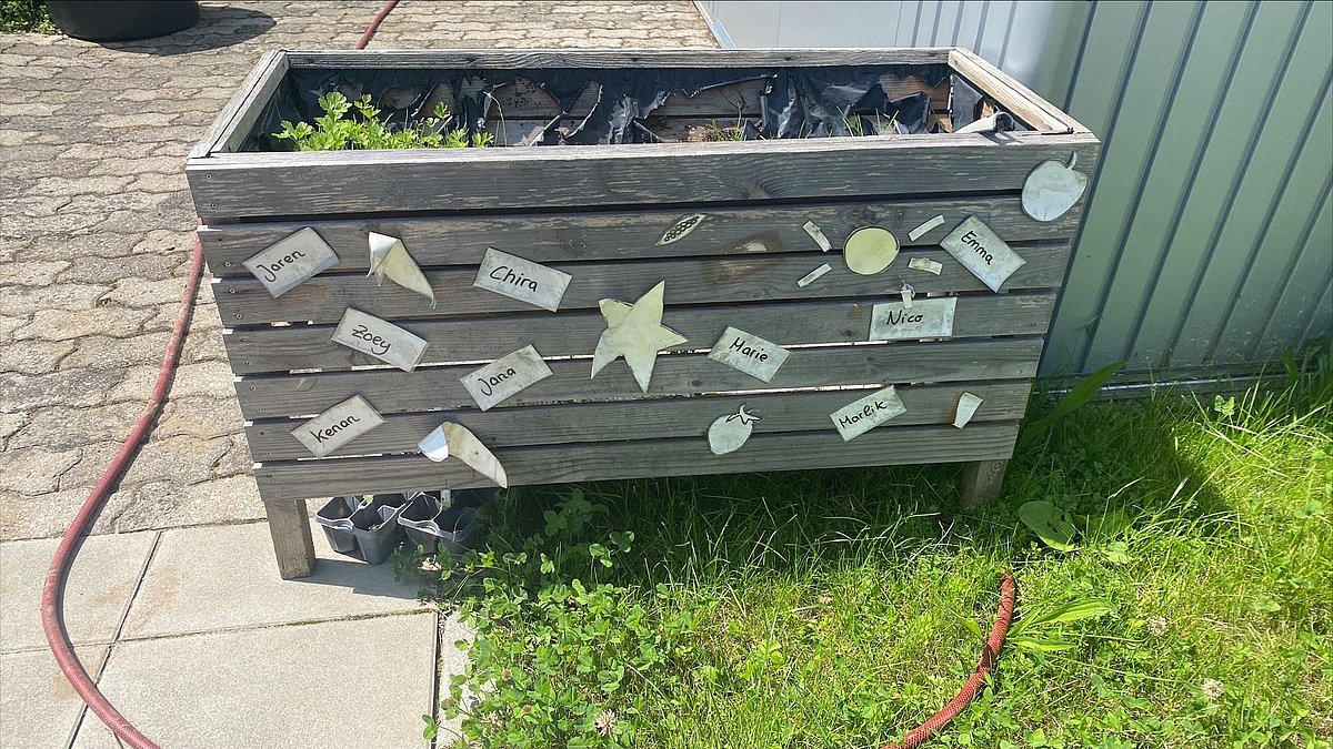 Hochbeet Kräuterbeet