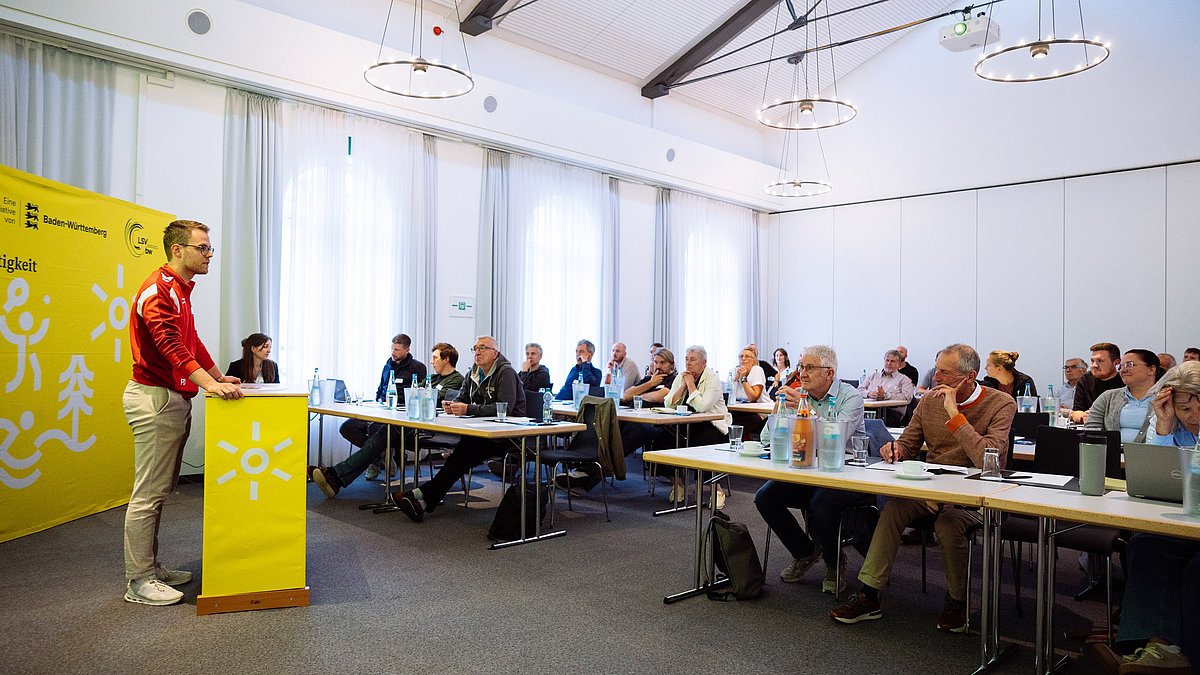 Publikum beim Vernetzungstreffen im Nestor Hotel