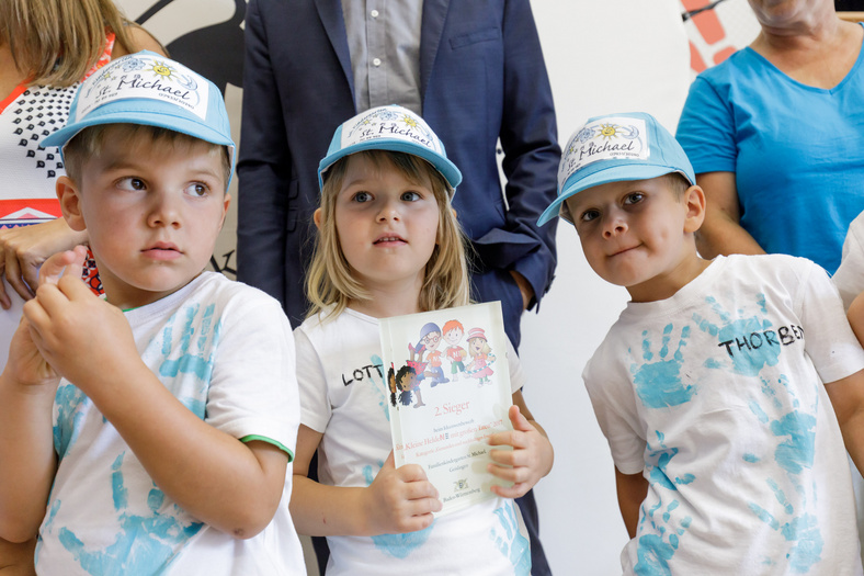 Kleine HeldeN! 2017 Drei Kinder des Familienkindergartens St. Michael