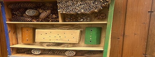 Das fertige Insektenhotel.