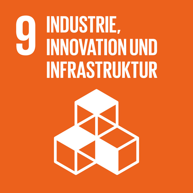 SDG 9 – Innovation und Infrastruktur Icon für SDG 9 Innovation und Infrastruktur, dargestellt werden drei Würfel auf dunkelorangefarbenem Hintergrund.