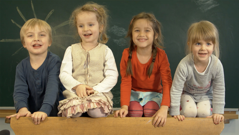 Vier Kindergartenkinder erklären was "nachhaltig" ist.