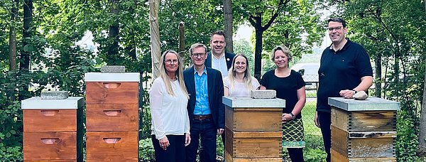 Einweihung Bienen mit dem SAF Weingarten (GWHRS) und der Realschule Weingarten.