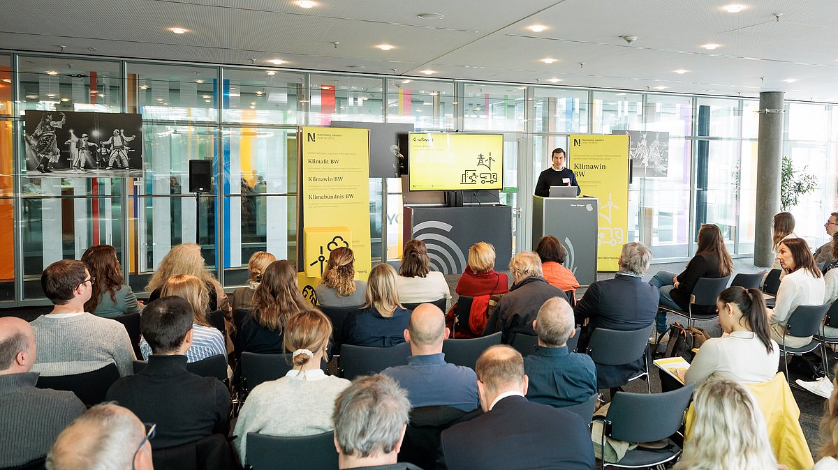Begrüßung der Teilnehmenden am Klimawin BW-Forum in der Messe Stuttgart.