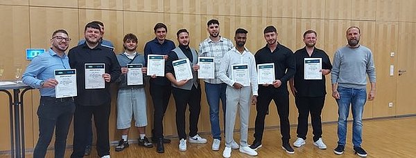 Urkundenverleihung an der GDS1