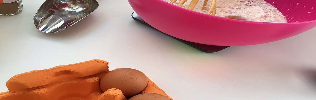 Aus den frischen Eiern zaubern wir leckere Gerichte.