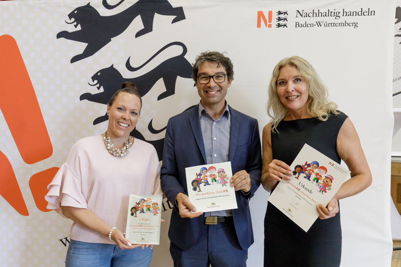 Die Gewinner der Kategorie gesundes und nachhaltiges Essen des Johann-Friedrich-Oberlin Kindergarten in Reilingen posieren für ein Foto