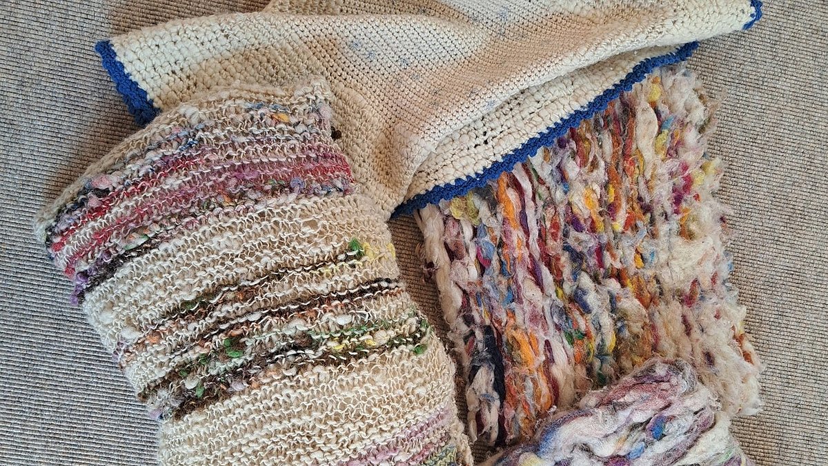 Das Endprodukt aus dem Projekt: Vom Schaf zum Kissen.