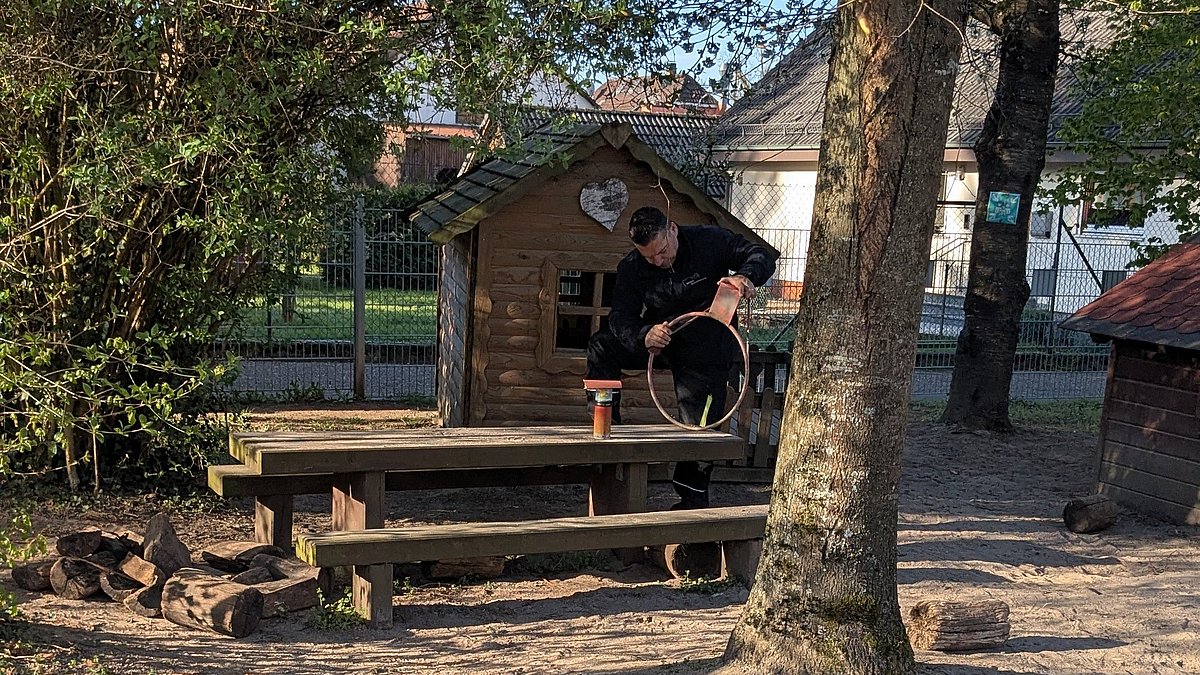 Beim Audi-Projekt wurde der Basketballkorb erneuert.